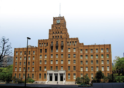 市政会館