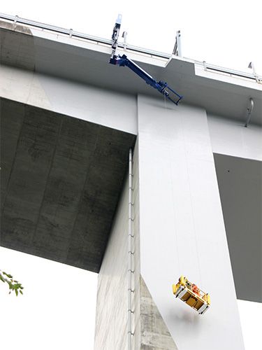 東名高速道路 集中工事での使用例